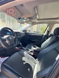 ڤۆڵکسواگن جێتا